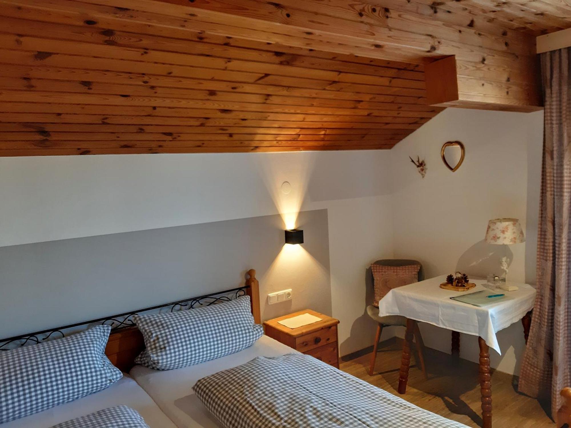 Gaestehaus Poeppl Unterwoessen Ngoại thất bức ảnh